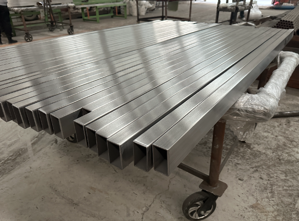 绍兴新能源汽车用不锈钢方管 现货